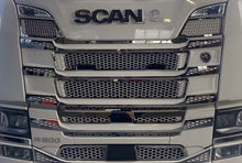 KIT INOX LISTELLI MASCHERA SCANIA S PZ.6 FORATO
