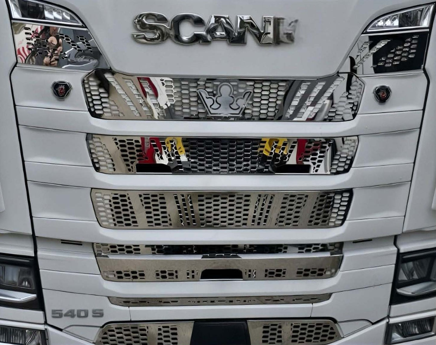 KIT INOX FRONTALE SCANIA S,  A V SENZA 8 LED TONDI
