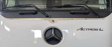 PROFILO PARABREZZA CON LOGO MERCEDES
