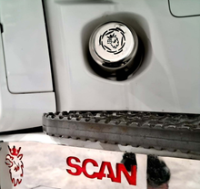 COVER INOX SU TAPPO SERBATOIO PEDANA SALITA SCANIA KING