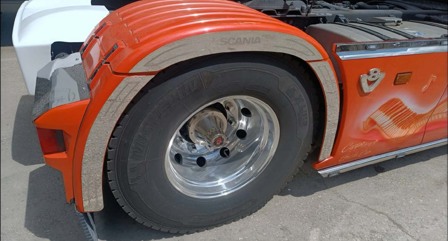 RIVESTIMENTO PASSARUOTE POSTERIORE SCANIA S PZ.6