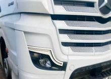 COPPIA CONTORNO FARO IN RESINA MERCEDES ACTROS