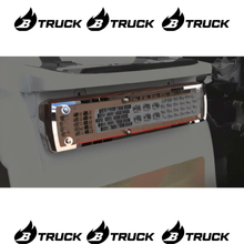 COPPIA RIVESTIM. INOX SU STOP POST. VOLVO TRATTORE