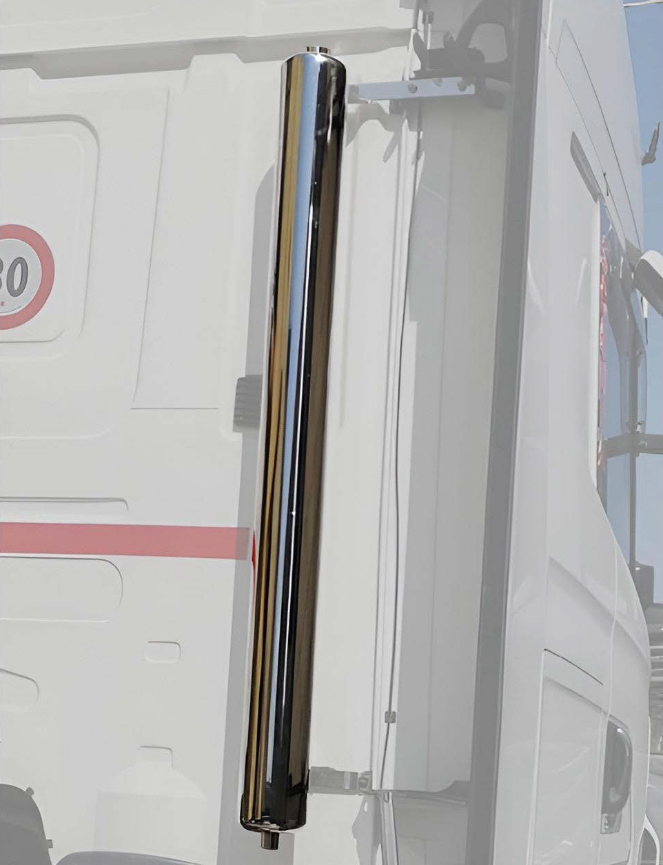 TANICA ACQUA INOX A CILINDRO DIETRO CABINA SCANIA R