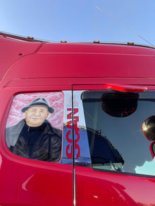 COPPIA RIVESTIM. PIANTONI SPORTELLO CON SCRITTA SCANIA